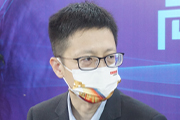 �w������w���ԣ�����������ɫ ���F(xi��n)�̌W��(chu��ng)��